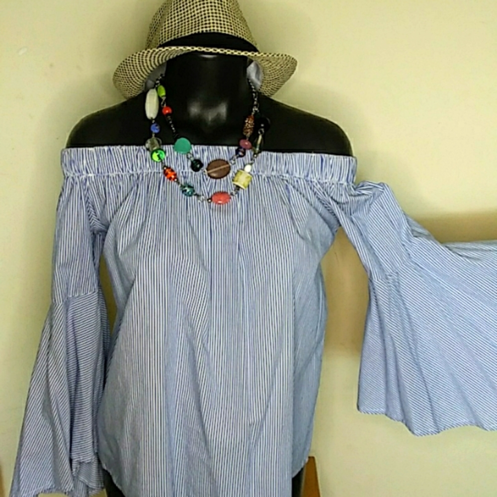 Vijo Couture off the shoulder top.